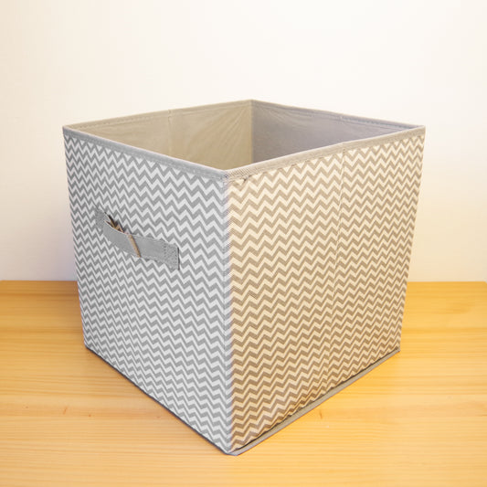 Caja organizadora de tela gris de 31x34x33cm